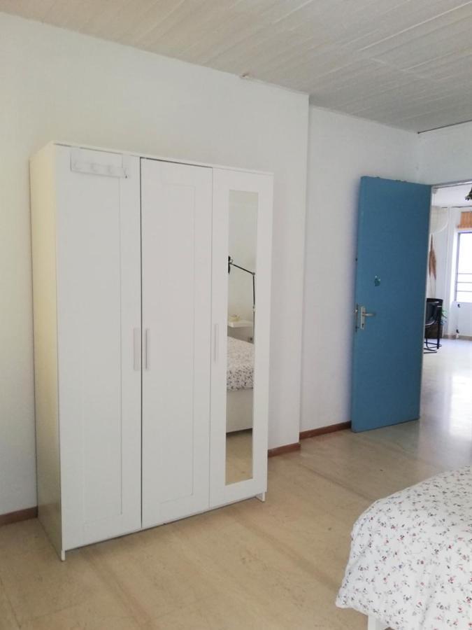 5Th Floor Apartment With Balcony Athén Kültér fotó